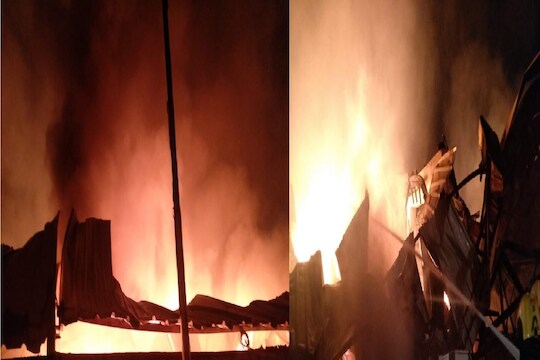 Pune Fire: पुण्यात फर्निचरच्या गोडाऊनला भीषण आग, अग्नितांडवाचा Live Video