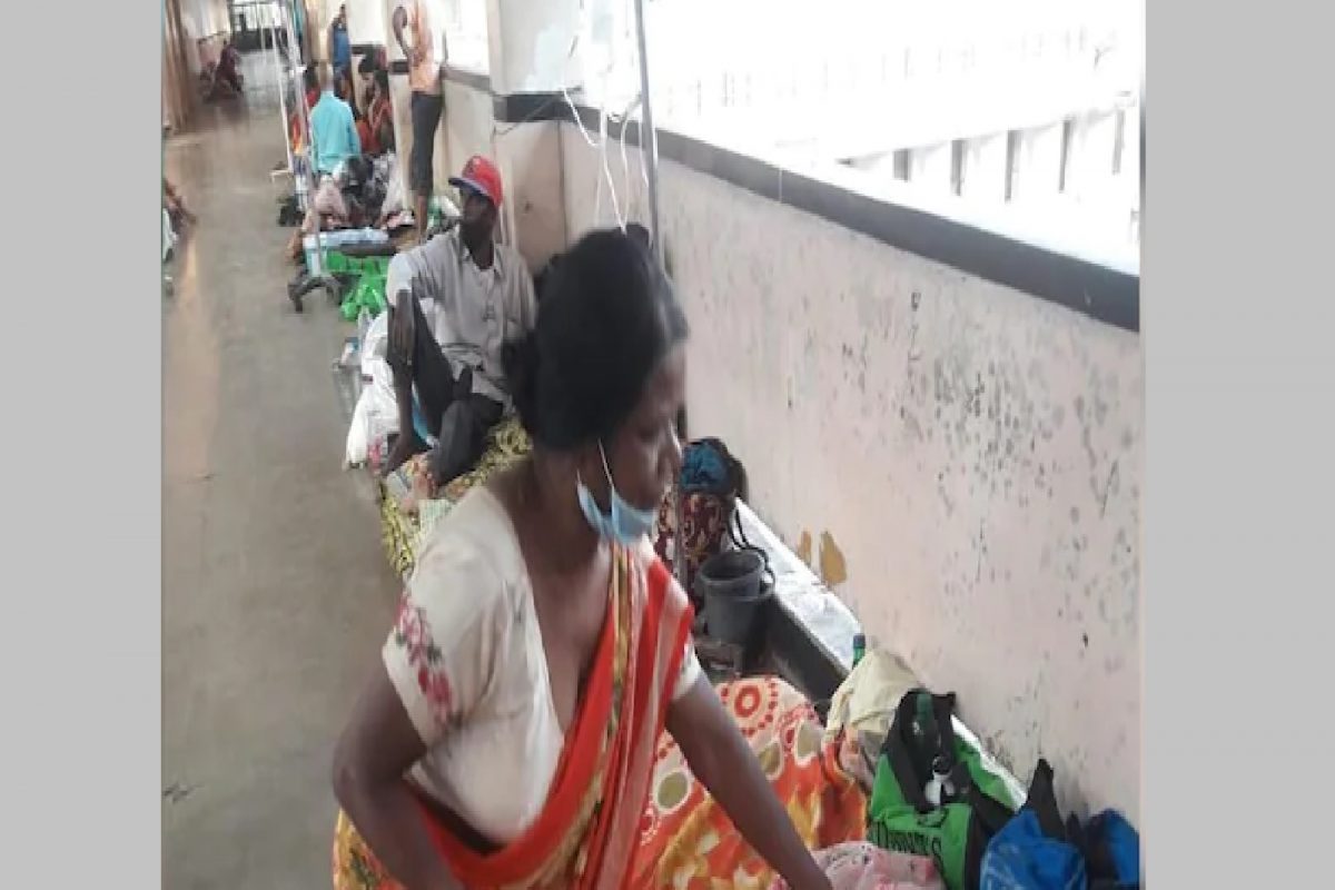 जन्मजात बाळाला दोन डोकं, जन्मदात्यांनीच रुग्णालयातून काढला पळ