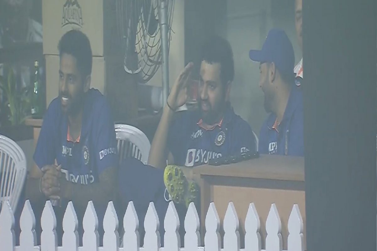 IND vs NZ: टीम इंडियातील नव्या हिटरला हिटमॅनचा सॅल्यूट, रोहितचा VIDEO VIRAL