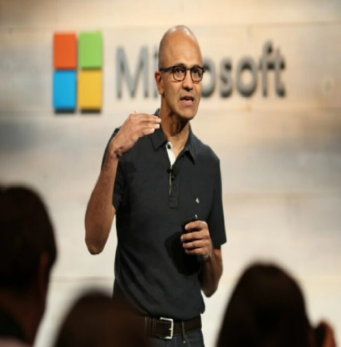Microsoft - Satya Nadella  सत्या नडेला भारतीय अमेरिकी बिजनेस एक्झिक्यूटिव्ह आहेत. नडेला 2014 मध्ये Microsoft चे CEO झाले. 2019 मध्ये त्यांना फायनेंशियल टाइम्स पर्सन ऑफ द ईयरचा पुरस्कार मिळाला होता. त्याशिवाय त्यांना ग्लोबल इंडियन बिजनेस आयकॉननेही सन्मानित करण्यात आलं आहे. 