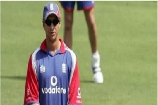 Ashes मध्ये ऑस्ट्रेलियाला हरवणाऱ्या दिग्गजाला BCCI करणार बॉलिंग कोच