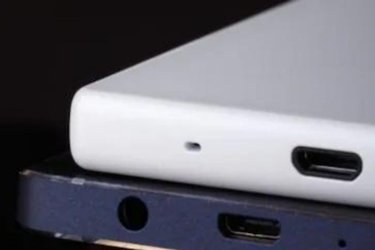 नवा फोन घ्यायचाय? दमदार बॅटरी आणि फास्ट चार्जिंग सपोर्टसह कमी बजेटमध्ये मिळतायेत 'हे' Smartphone