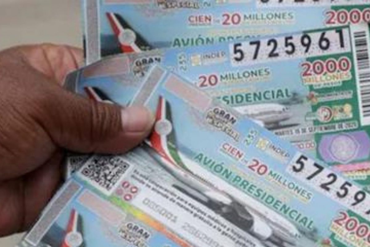 कोट्यवधींची लॉटरीच बेतली जिवावर; पैसे मिळाले पण गावकऱ्यांना सोडावं लागलं गाव, काय आहे प्रकरण?