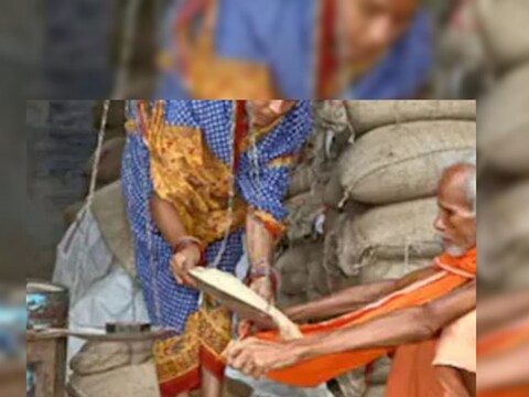  रेशन कार्डचे कित्येक फायदे आहेत. याचा मूळ उद्देश हा स्वस्त दरात धान्य मिळवून देणं आहे; पण कित्येक वेळा, रेशन दुकानदारांच्या मनमानी कारभारामुळे या मूळ उद्देशालाच हरताळ फासला जातो. रेशन देण्यास टाळाटाळ करणे, जास्त पैसे घेणं किंवा मग ठरवून दिलेल्या वजनापेक्षा कमी धान्य देणं असे प्रकार   (Fraud at Ration Centre)   बऱ्याच वेळा पाहायला मिळतात. 
