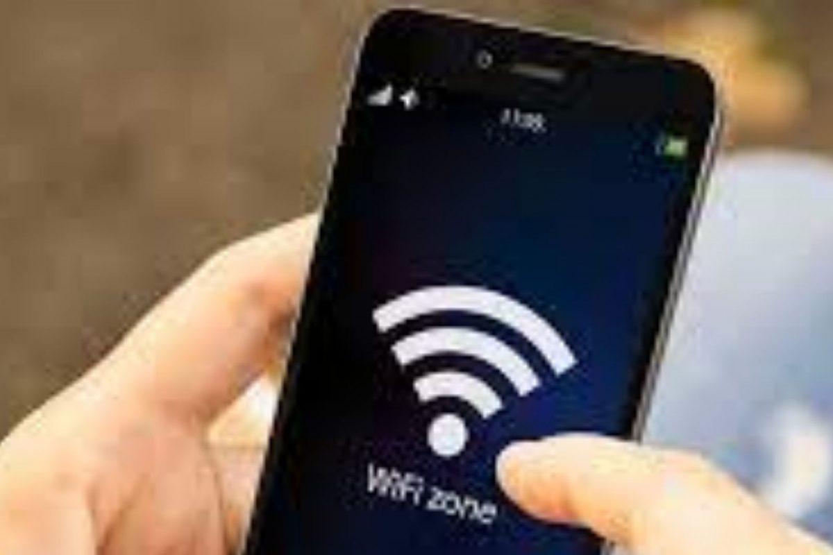 WiFi चा स्पीड स्लो झालाय? या ट्रिक्सने करा Boost, नेट होईल सुपरफास्ट