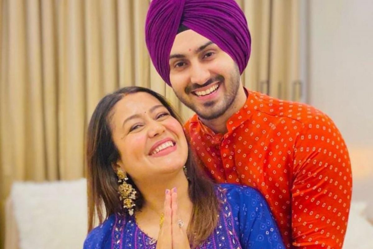 Neha Kakkar-Rohanpreet बनणार आई-बाबा? कक्कर फॅमिलीनं एकत्र येत केला मोठा खुलासा