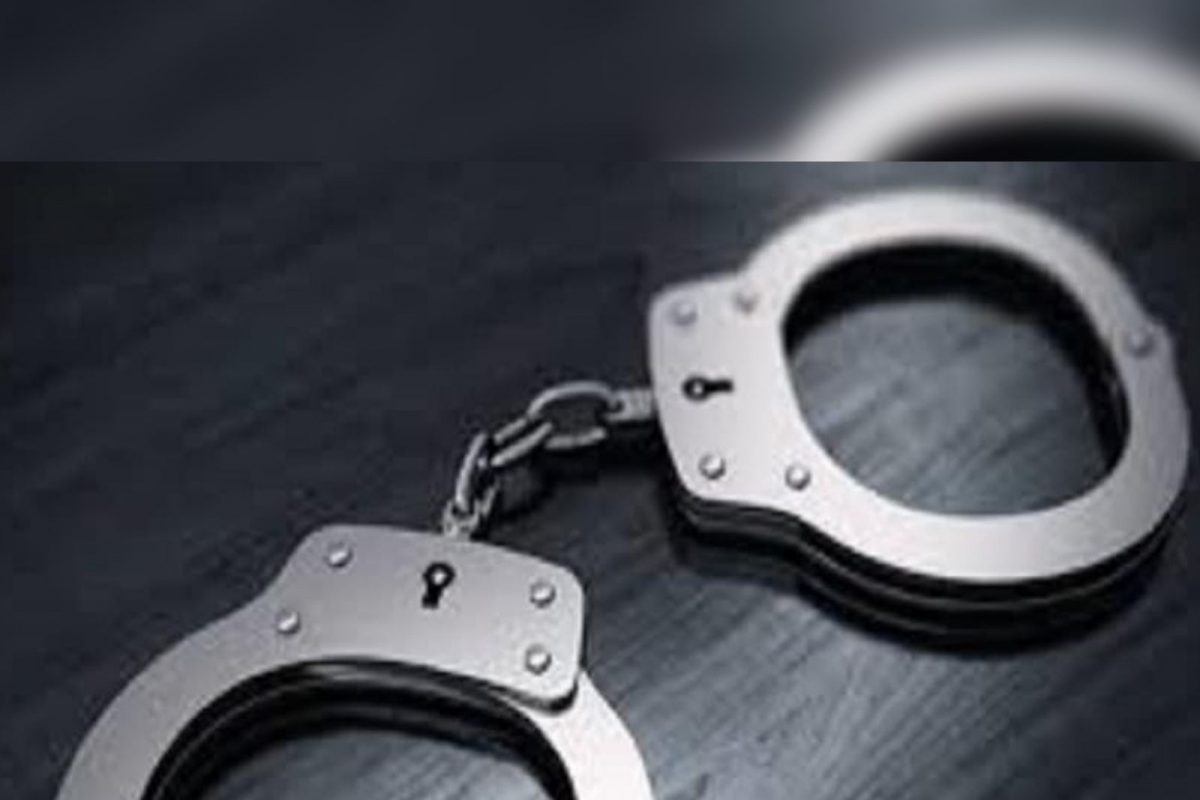 पुण्यात दिवसाढवळ्या वृद्धाला लुटलं; हजारो रुपयांची रोकड हिसकावून चोरटा फरार