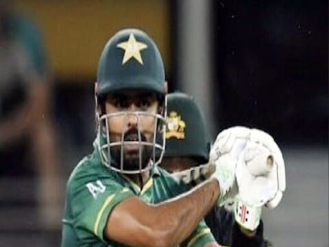 पाकिस्तानचा टी20 वर्ल्ड कप सेमी फायनलमध्ये (T20 World Cup 2021 Semi Final) ऑस्ट्रेलियानं पराभव केला. या पराभवाला जबाबदार व्यक्तीकडं पाकिस्तानचा कॅप्टन बाबर आझमनं (Babar Azam) जाहीर इशारा केला आहे. 