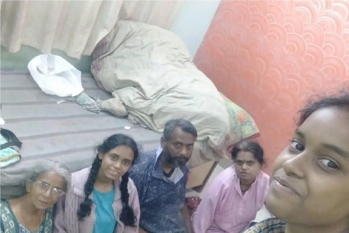 या सेल्फीमधला कोणीही नाही जिवंत, चार दिवसात संपलं अख्खं कुटुंब