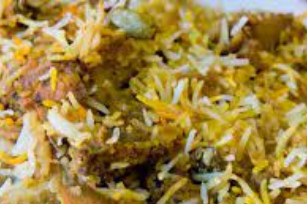 दिवाळीत बिर्याणीचं दुकान उघडलत तर खबरदार...VIDEO मध्ये पाहा काय आहे प्रकरण