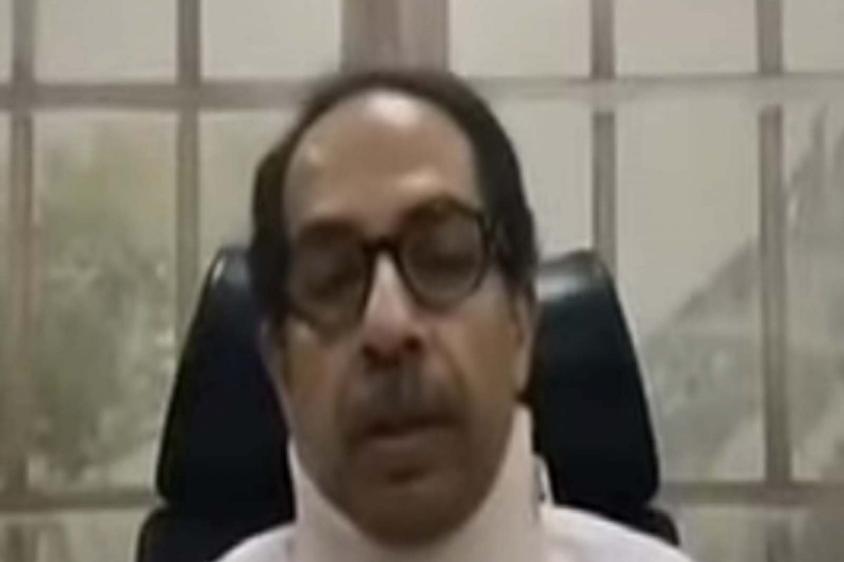 सध्या मुख्यमंत्री उद्धव ठाकरे यांच्यावर घरगुती उपचार सुरू आहेत. तब्येतीत सुधारणा देखील आहे. मात्र, पुन्हा एकदा मान आणि पाठदुखीचा त्रास होऊ नये