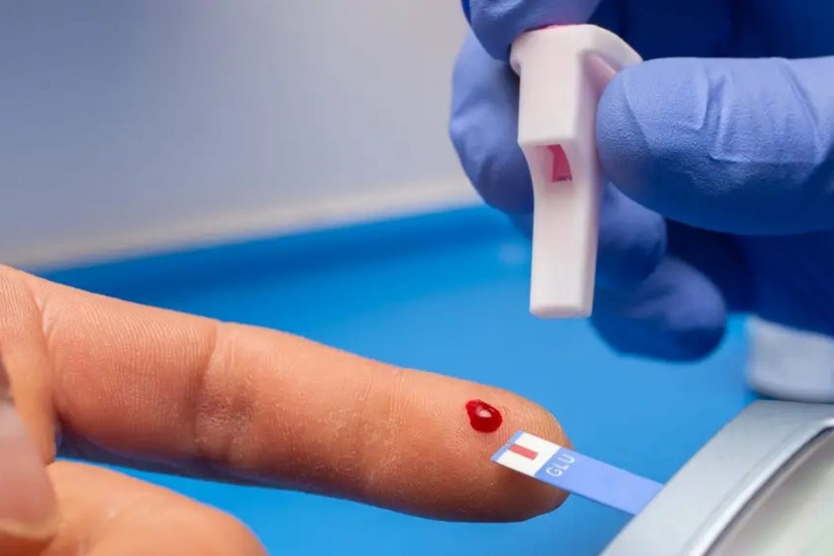 Diabetes रुग्णांसाठी रामबाण इलाज आहेत या 4 गोष्टी; शुगर पातळीत दिसेल जबरदस्त परिणाम