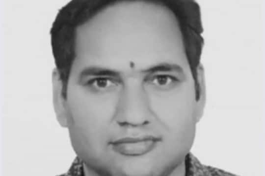 भयंकर! Heart Attack आलेल्या रुग्णावर उपचार करताना डॉक्टरचा हृदयविकाराच्या झटक्याने मृत्यू