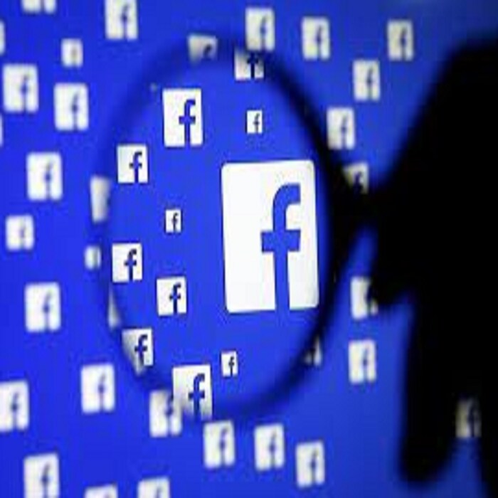 इथे स्क्रॉल करुन Facebook Information Section मध्ये जा आणि अकाउंट ओनरशिप अँड कंट्रोलवर क्लिक करा. 