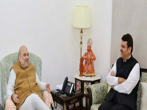 'राजकीय चर्चांना उधाण आले आहे. त्याची मला कल्पना नाही. मी आणि चंद्रकांत पाटील यांनी पक्षाच्या संघटनात्मक बैठकीसाठी इथं आलो होतो. 