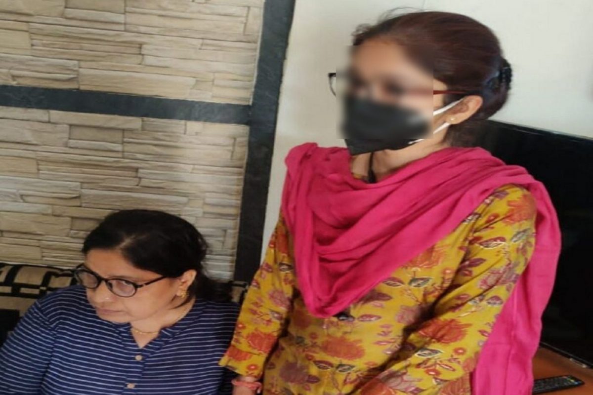 लाचखोर महिला अभियंता अडकली जाळ्यात; घरीच लाच घेताना रंगेहाथ अटक