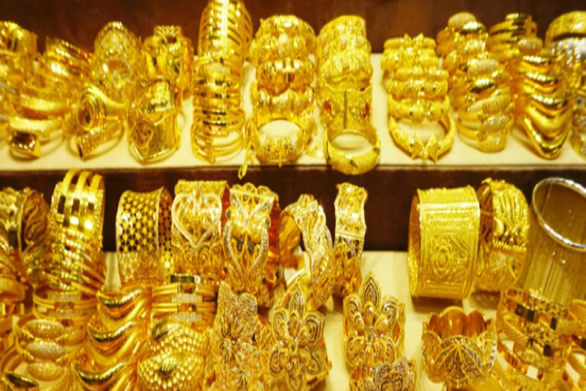 Gold Price Today: धनत्रयोदशी वधारला सोन्याचा भाव, चांदीही महागली; पाहा आजचा लेटेस्ट रेट