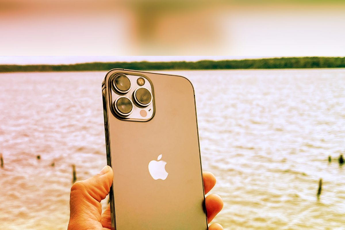 iPhone 13 वर आतापर्यंतचं बेस्ट डिस्काउंट! वाचा स्वस्तात कसा मिळवाल हा स्मार्टफोन