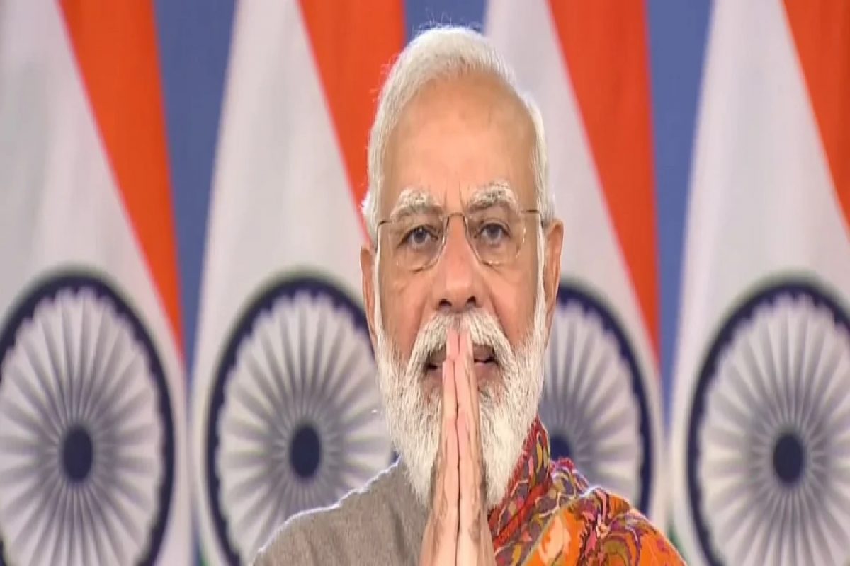 पंतप्रधान Narendra Modi यांनी तीनही कृषी कायदे मागे घेत मागितली देशवासीयांची क्षमा