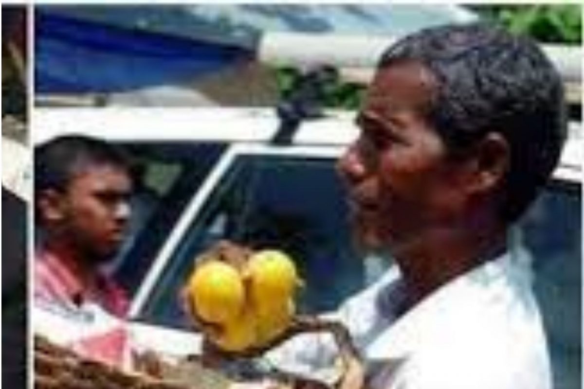 संत्री विकणारे हरेकाला यांच्या कार्याचा पद्मश्री पुरस्काराने केला सन्मान