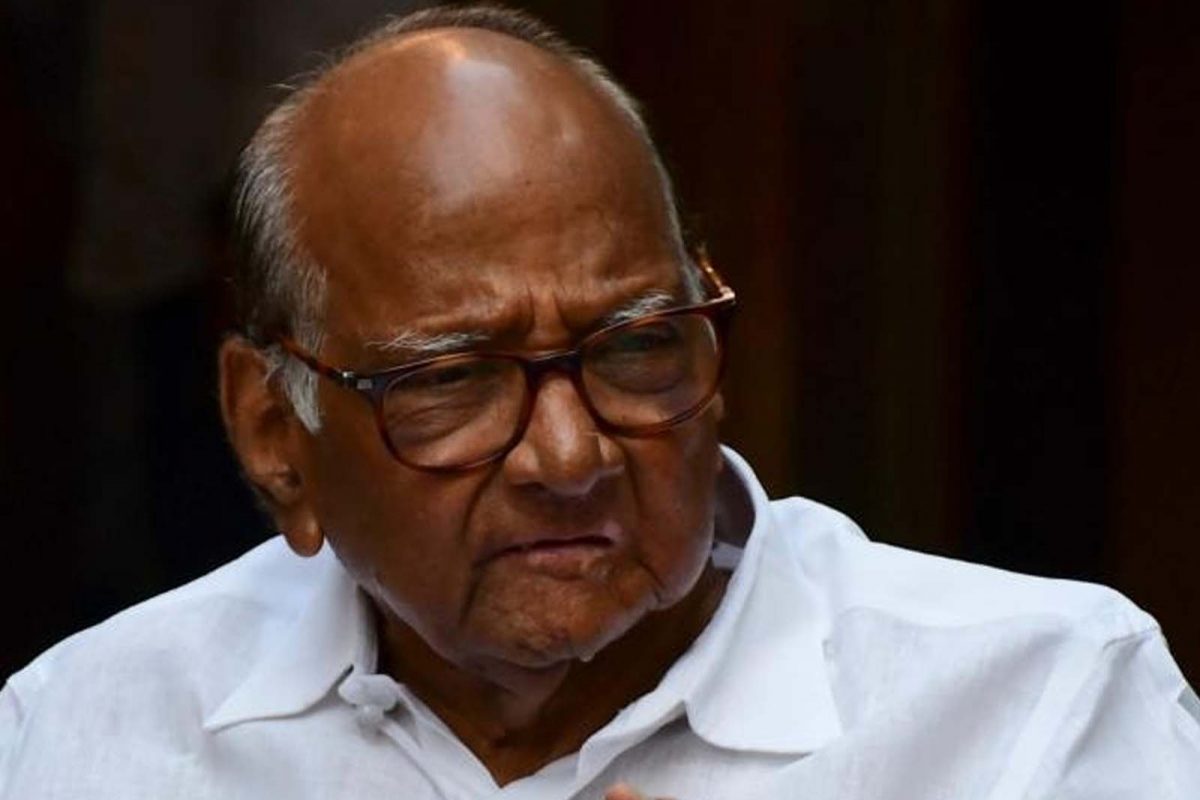 काँग्रेसच्या अध्यक्षपदी राष्ट्रवादी काँग्रेसचे अध्यक्ष शरद पवार यांची वर्णी लागणार अशी चर्चा रंगली आहे.