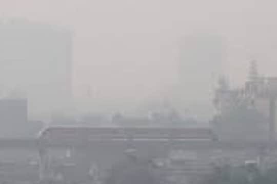 मुंबईतील 'या' भागात हवेचा दर्जा दिल्लीहूनही खराब; चिंता वाढवणारी आकडेवारी समोर