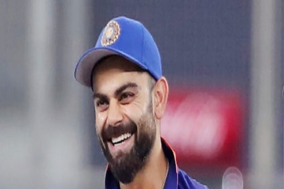 मोठी बातमी: 'विराट कोहली 'या' कारणांमुळे कॅप्टनसी सोडणार', रवी शास्त्रींचा दावा