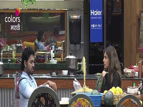 Bigg Boss Marathi च्या नॉमिनेशन प्रक्रियेत मीर उत्कर्षला सपोर्ट करणार नाही. तिनं उत्कर्षाला याबद्दल तोंडवर सांगितलं आहे. त्यामुळं आता मीरा नॉमिनेशन प्रक्रियेत कुणाच नाव घेणार हे पाहणं उत्सुकतचं ठरणार आहे.