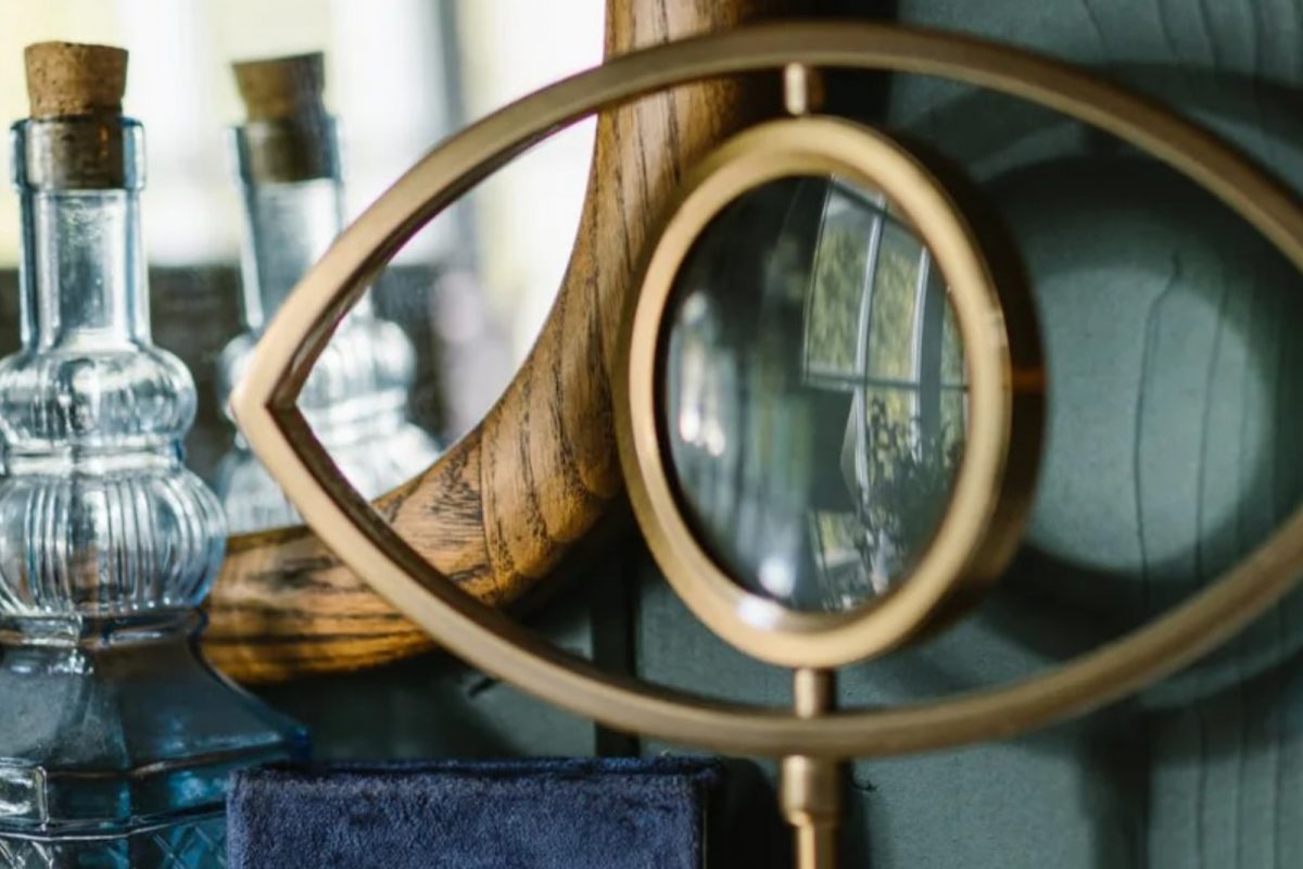 Vastu For Prosperity : कुटुंबाच्या सुख, शांती, समृद्धीसाठी वास्तुशास्त्राच्या या गोष्टी कायम ध्यानात ठेवा