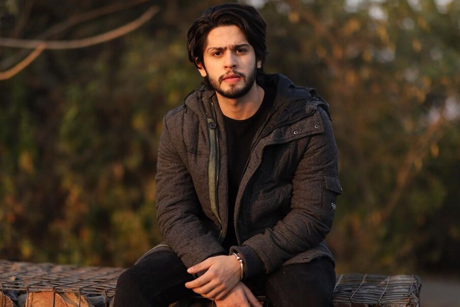  या चित्रपटात शाहरुख आणि काजोलचा मुलगा कृश याने आपल्या अभिनयाने सर्वांचं मन जिंकलं होतं.