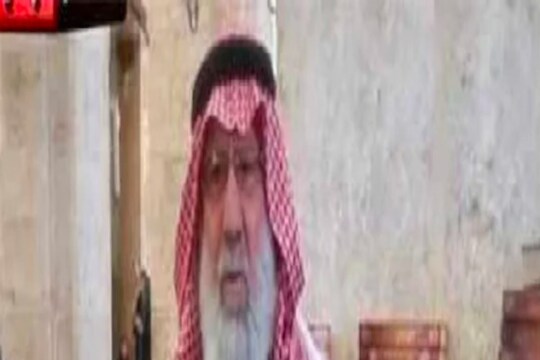 समलैंगिकतेमुळेच पसरला कोरोना, ‘या’ इमामांची मुक्ताफळं; जगभरात झालं हसू