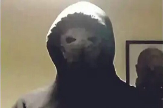 विचित्र! ब्रिटीश राणीची हत्या करायला पोहोचली शीख व्यक्ती, कारण वाचून बसेल धक्का