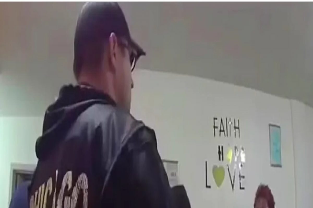 पोलिसांकडून महिलेची अर्धनग्न अवस्थेत चौकशी, मिळणार 22 कोटी नुकसान भरपाई