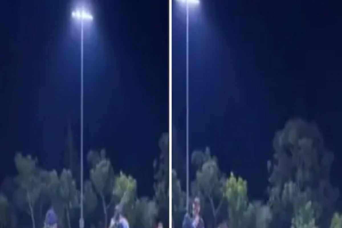 भर मैदानात खेळाडूनं केलं गर्लफ्रेंडला प्रपोज, VIDEO पाहून येईल डोळ्यांत पाणी