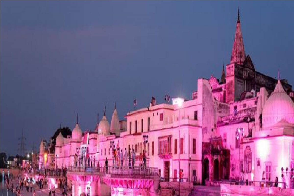 अयोध्येतील दौऱ्यावरुन राजकारण तापलं! सेनेची पोस्टरबाजी तर राज यांचा कार्यकर्त्यांना आदेश.. TOP बातम्या