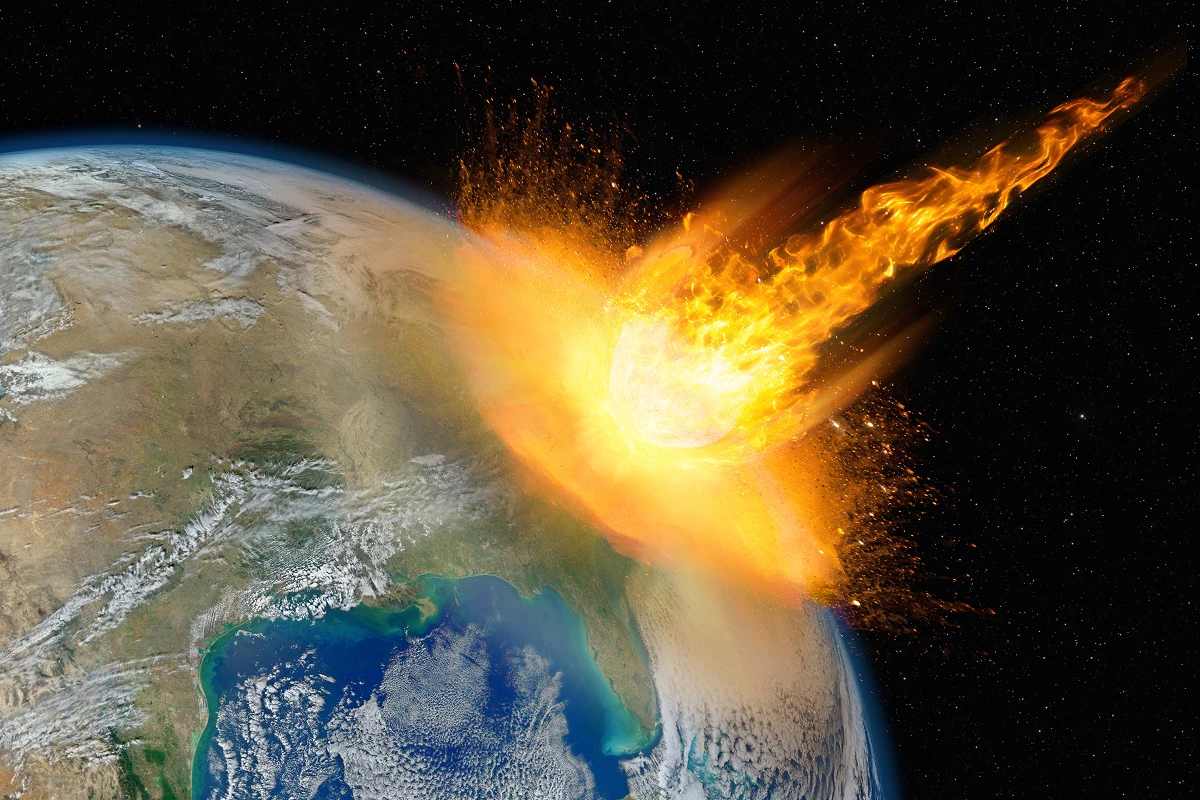 सुमारे 9 किलोमीटर रुंद असलेला हा लघुग्रह (Asteroid) आजच्या मेक्सिकोजवळील उथळ समुद्रात पडला. त्यामुळे भूकंप, भरती-ओहोटी, जंगलातील आग, विषारी पाऊस अशा घटना जागतिक स्तरावर घडू लागल्या. हा लघुग्रह अशा ठिकाणी आदळला जिथे खडक सहज फुटू शकतो. यामुळे पृथ्वी अशी हादरली की अनेक ठिकाणी ज्वालामुखींचा (Volcanos) उद्रेक होऊ लागला. त्यामुळे आकाशात प्रचंड धुळीचे लोट पसरले आणि अनेक महिने संपूर्ण पृथ्वी ढगांनी झाकली गेली. (प्रतिकात्मक फोटो: शटरस्टॉक)