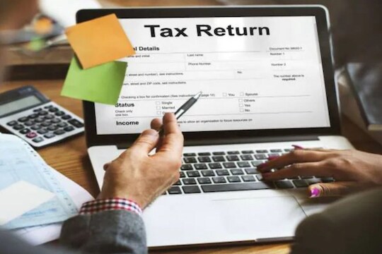 Income Tax विभागाचा करदात्यांना दिलासा, फेब्रुवारी 2022 पर्यंत पूर्ण करता येईल हे काम