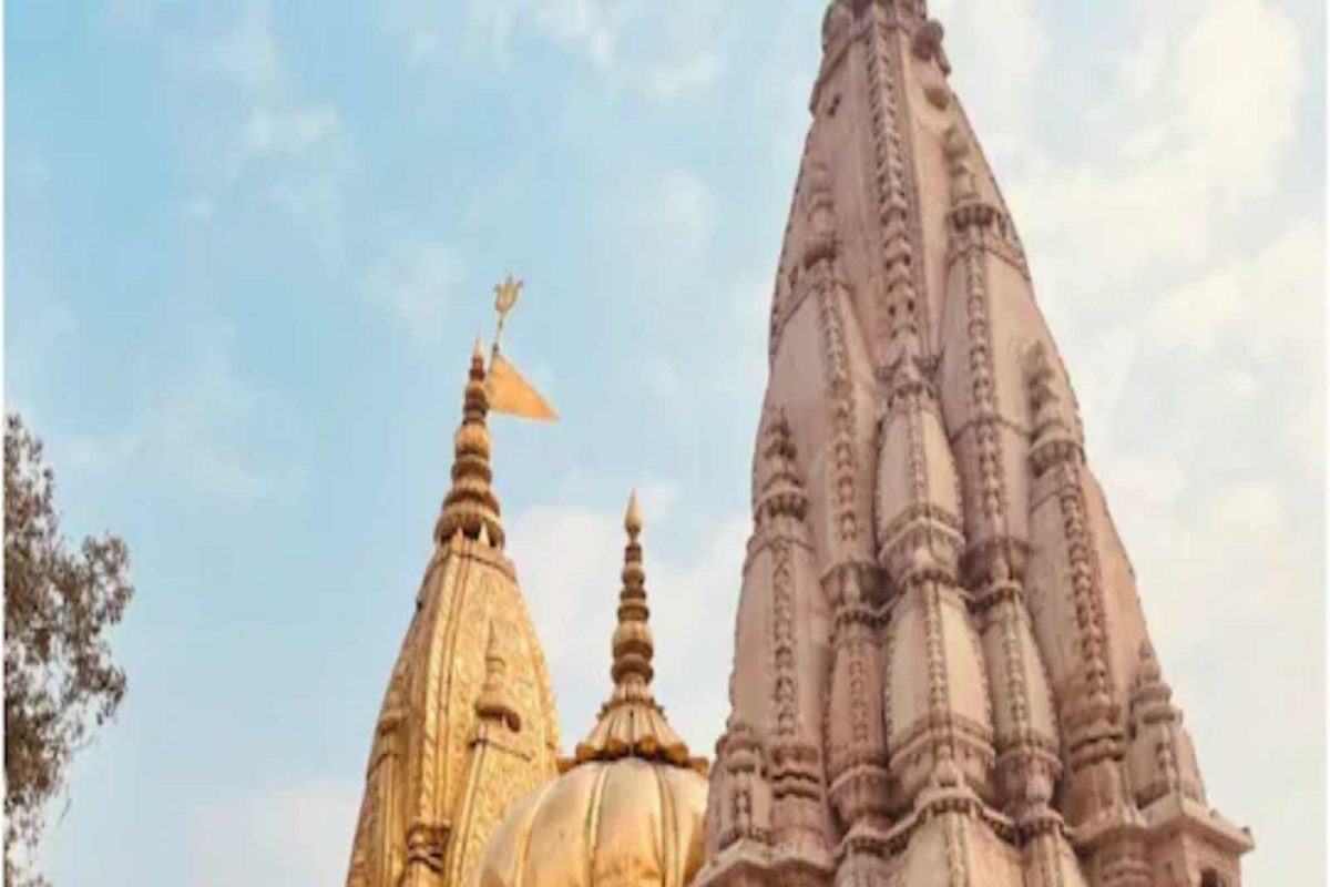 काशीमधील 'या' मंदिरामध्ये विवाह करण्यासाठी दूरवरुन येतात लोक! काय आहे कारण?