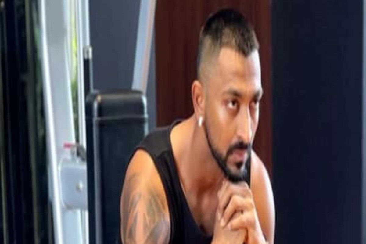 IPL 2022 : LSG vs KKR मॅचवेळी कृणालने मोडला फिक्सिंग विरोधी नियम? पाहा काय आहे सत्य