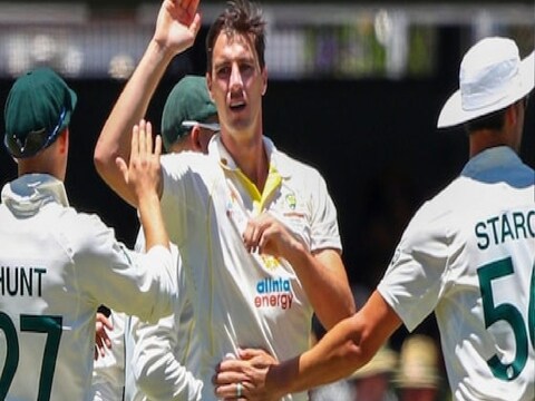 ऑस्ट्रेलिया विरुद्ध इंग्लंड (Australia vs England) यांच्यातील अ‍ॅशेस सीरिजवर (Ashes Series) कोरोनाचं सावट पसरलं आहे.