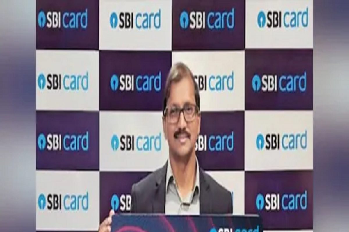 फिटनेसवर लक्ष देणाऱ्यांसाठी खास SBI Pulse card; वेलकम बेनिफिट म्हणून 4999 रुपयांचं स्मार्टवॉच फ्री
