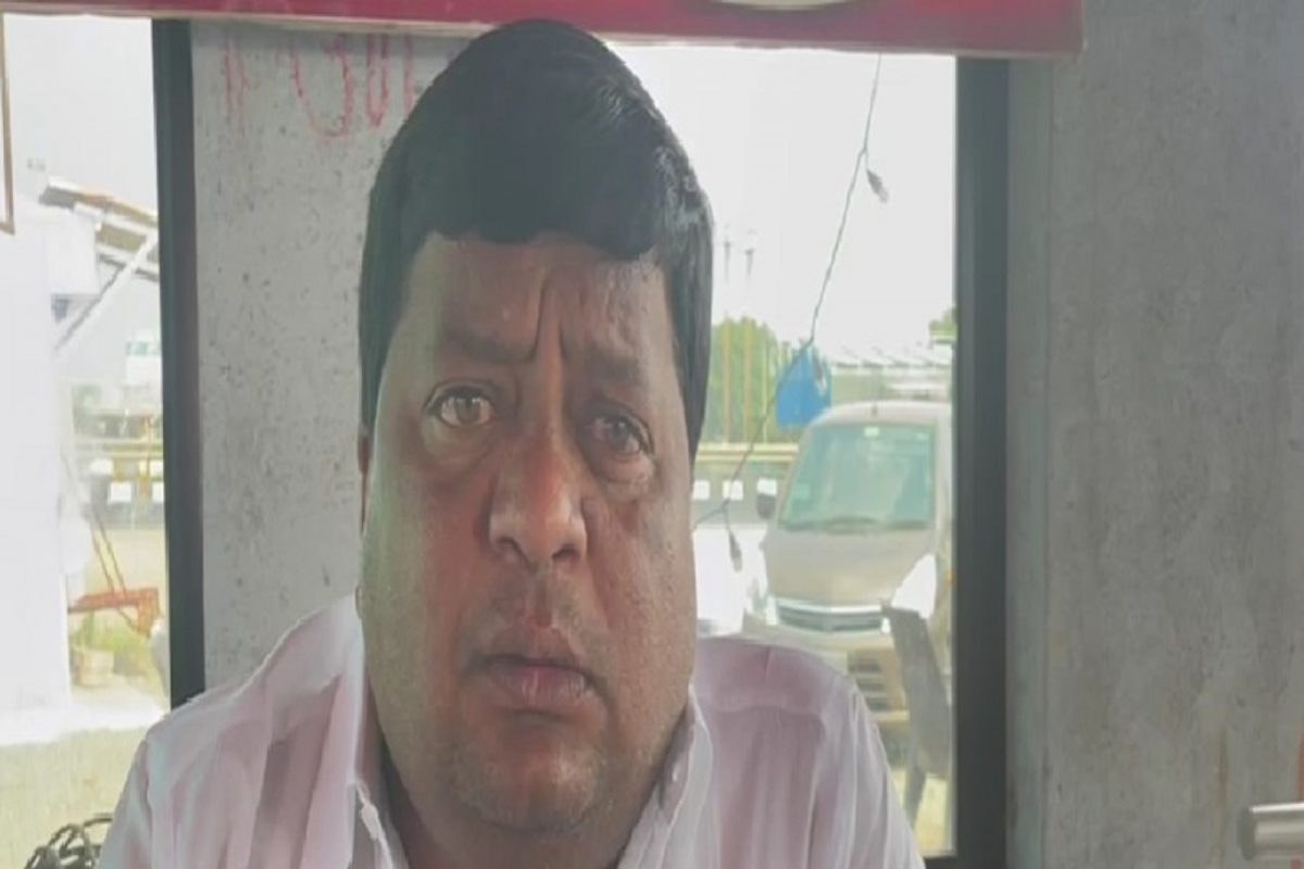 सोलापूरचे विद्यमान महापौर राजेश काळे 2 वर्षांसाठी तडीपार