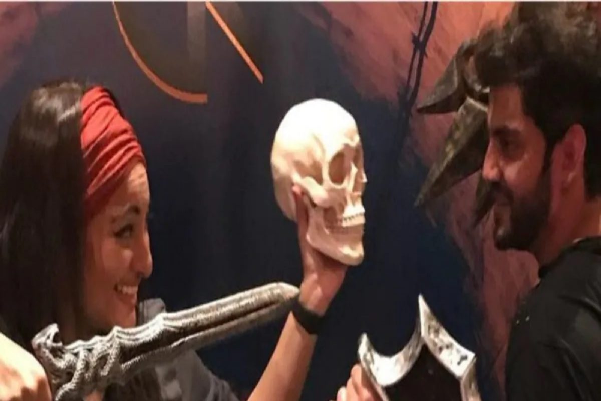 सोनाक्षी सिन्हाची पोस्ट Viral, जगजाहीर केलं आपलं प्रेम..!; हा आहे तिच्या आयुष्यातला जोडीदार