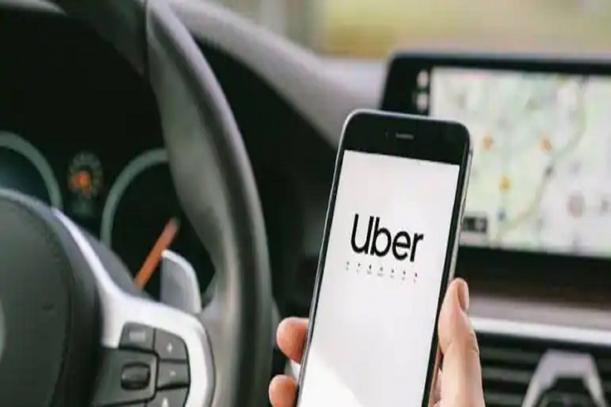 इंधन दरवाढीमुळे मुंबईतील प्रवास महागला, Uber कडून भाडेवाढीची घोषणा