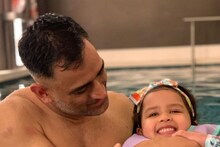 'कॅप्टन कूल' ची 'कूल डॉटर'; मोनोकिमीमध्ये जबरदस्त पोज देताना दिसली Dhoni ची लेक