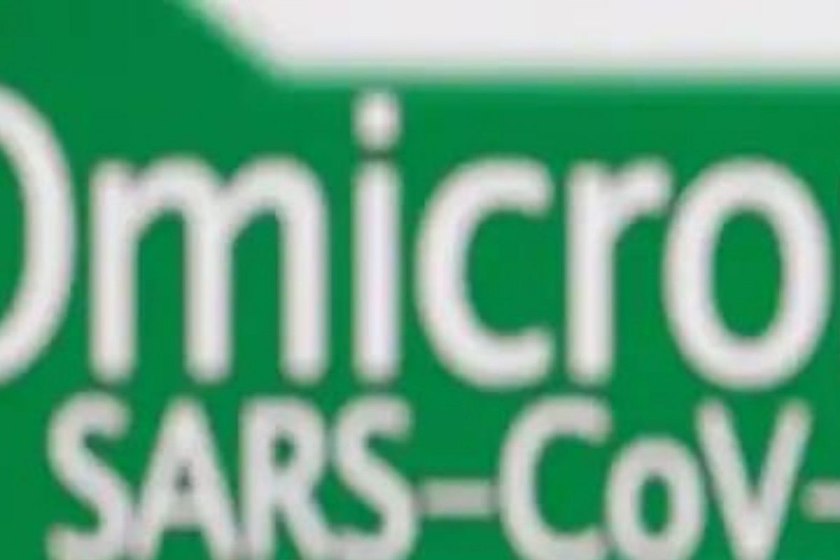 डेल्टा व्हेरिएंटच्या तुलनेत किती घातक आहे Omicron? अमेरिकेच्या टॉप शास्त्रज्ञाने केला हा दावा