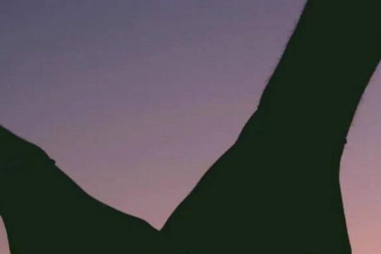 'मला नवरीप्रमाणे सजवा'; इमोशनल सुसाईट नोट लिहित कपलची लग्नानंतर अवघ्या 7 महिन्यात आत्महत्या