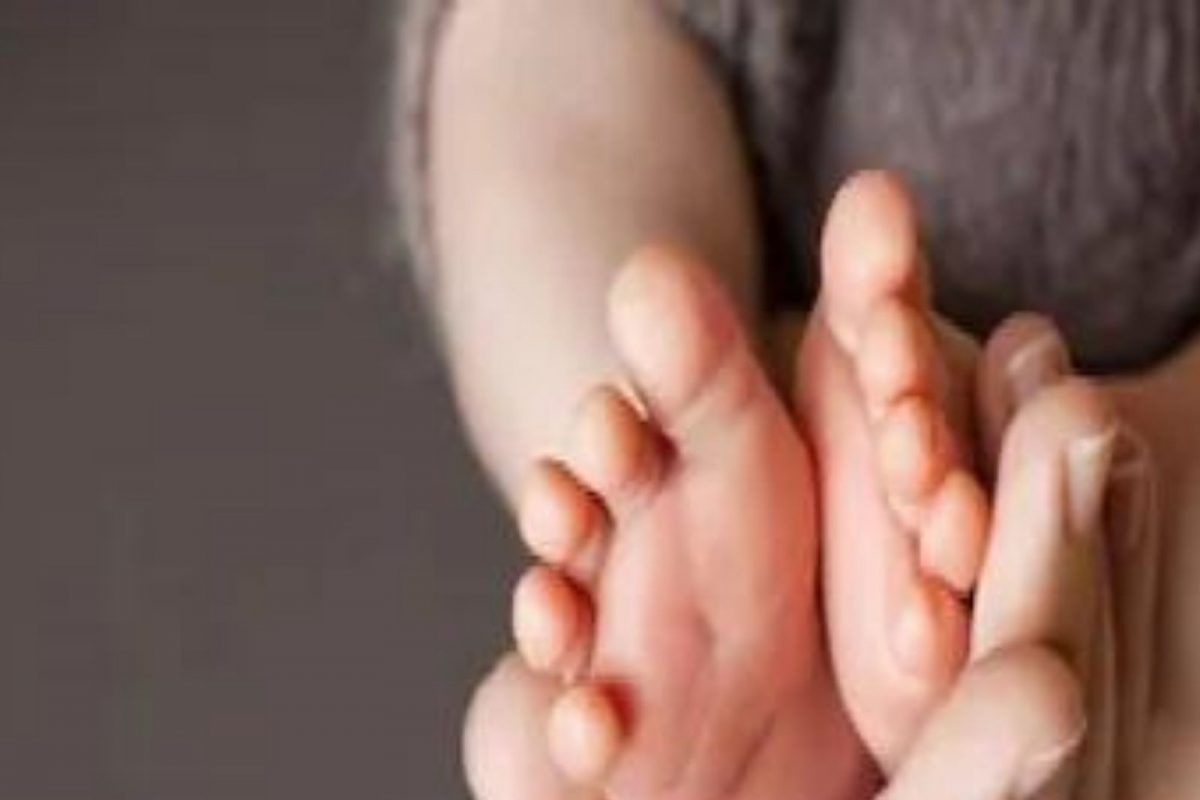 लग्नानंतर 6 महिन्यातच महिलेनं दिला बाळाला जन्म, सासूने घराबाहेर काढलं, पण अखेर प्रकरणात भलताच ट्विस्ट