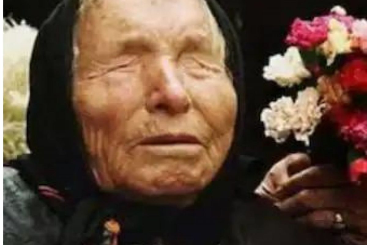 2022 मध्ये भारताला एलियन्स, त्सुनामीसह करावा लागणार या गंभीर संकटांचा सामना; बाबा वंगा यांची भविष्यवाणी चर्चेत