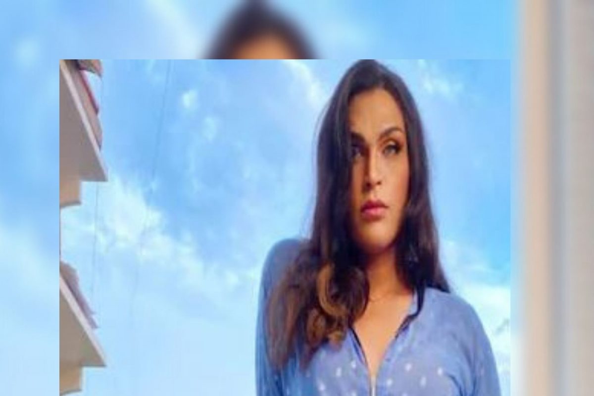 Saisha Shinde's Story: मिस युनिव्हर्स हरनाज संधूचा ड्रेस डिझाईन करणारी सायशा शिंदे आहे ट्रान्सजेंडर